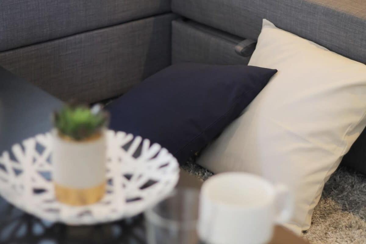 Bhotel Heiwaodori 902 - Huge Apt In Famous Hiroshima Dori For 6P المظهر الخارجي الصورة